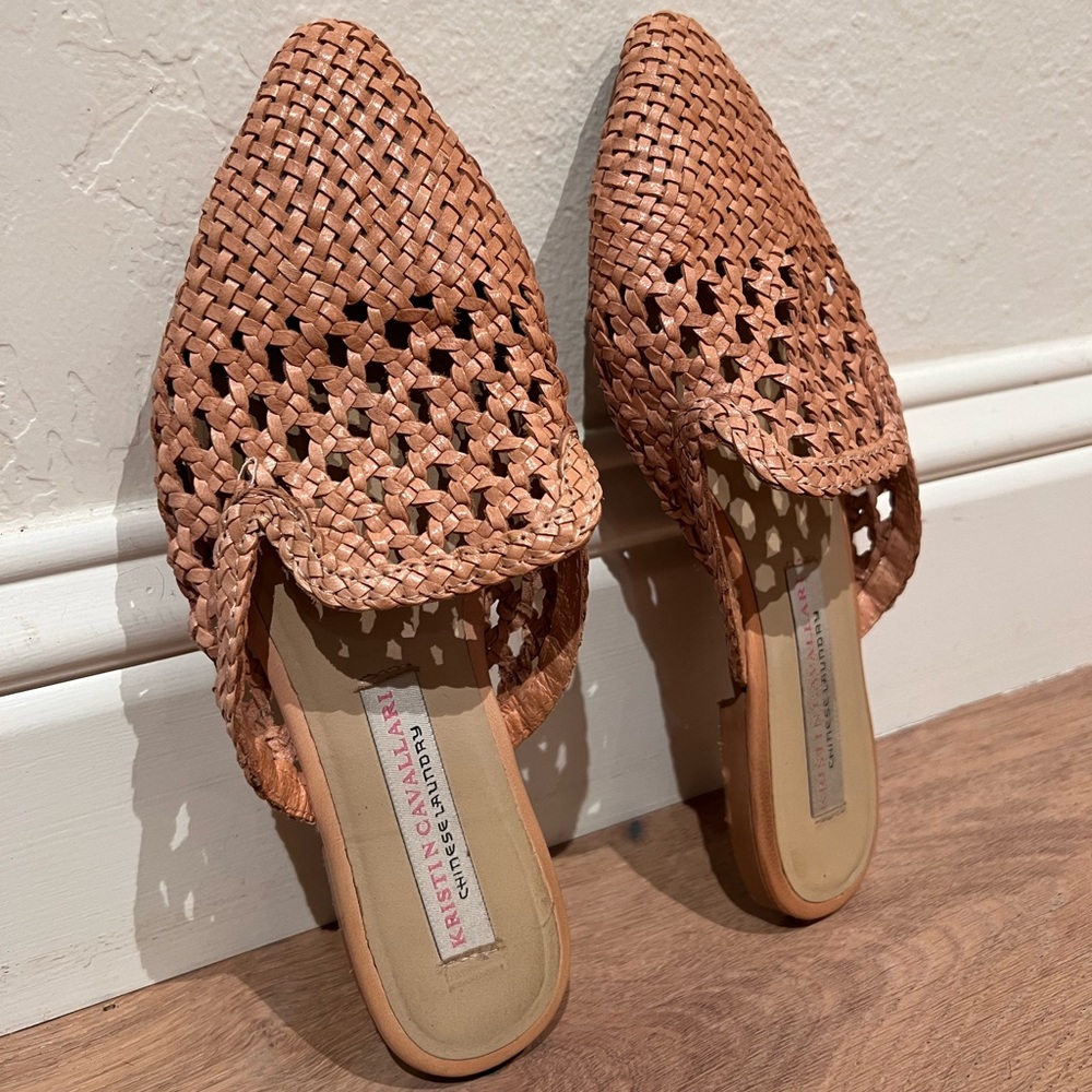 Slightly worn, Chinese laundry slip ons